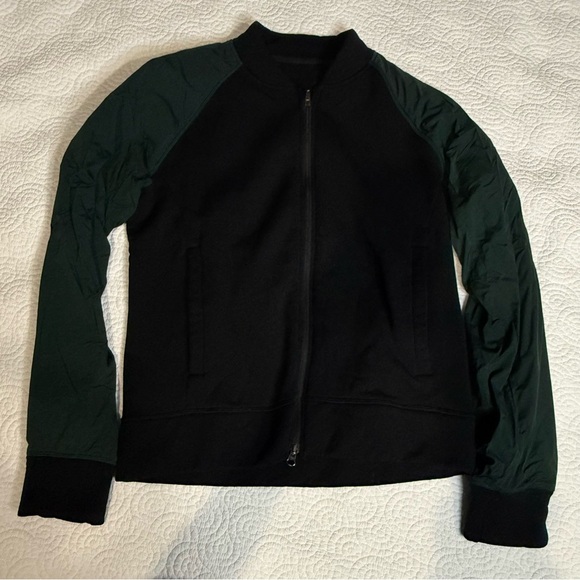 Lululemon Athletica Black and Green Bomber Jacket - Picture 9 of 11